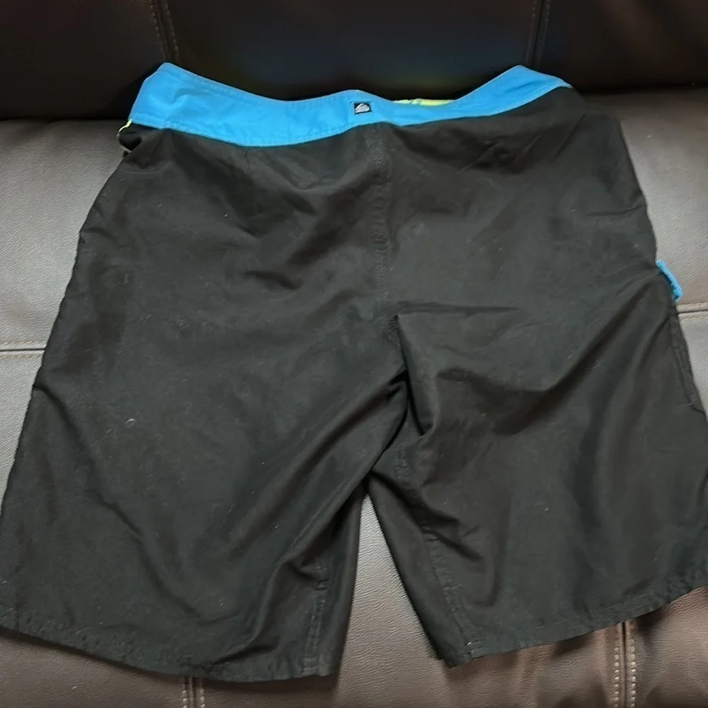 Mens reef boardshorts sz 32